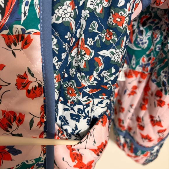 Quilted Jacket - Picture 6 of 7